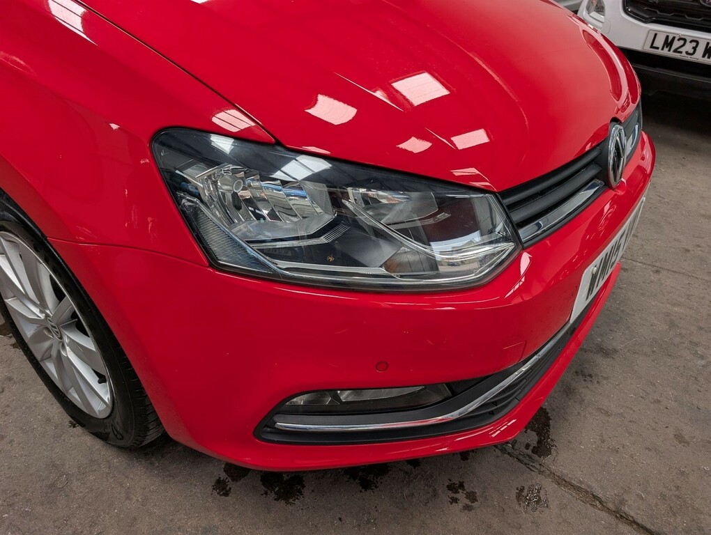 Volkswagen Polo  Black #4
