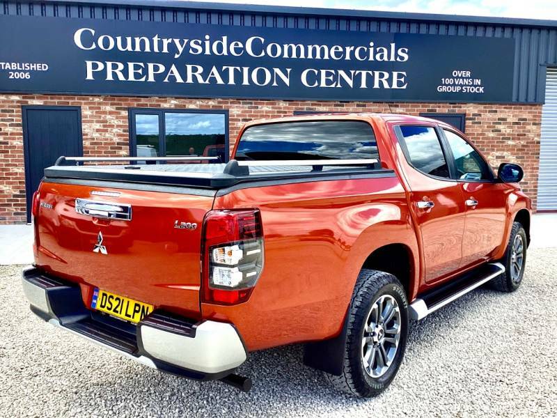 Mitsubishi L200 Double Cab Di-d 150 Barbarian 4Wd - 2021 21 DS21LPN Orange #6