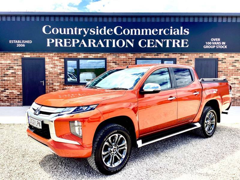 Mitsubishi L200 Double Cab Di-d 150 Barbarian 4Wd - 2021 21 DS21LPN Orange #3