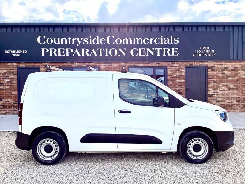 Vauxhall Combo 2000 1.5 Turbo D 75Ps H1 Edition Van White #5