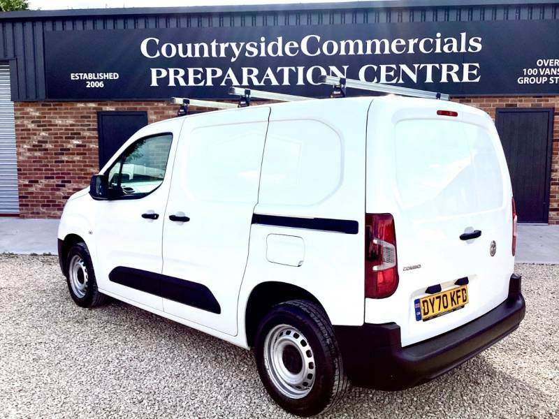 Vauxhall Combo 2000 1.5 Turbo D 75Ps H1 Edition Van White #3