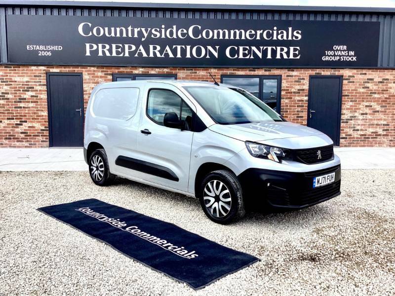Peugeot Partner 1000 1.5 Bluehdi 100 Professional Premium Van - 20 MJ71FUH Silver