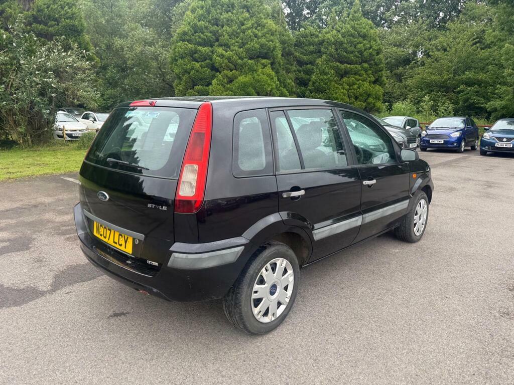 Ford Fusion 1.4 Tdci Style Climate Black #2