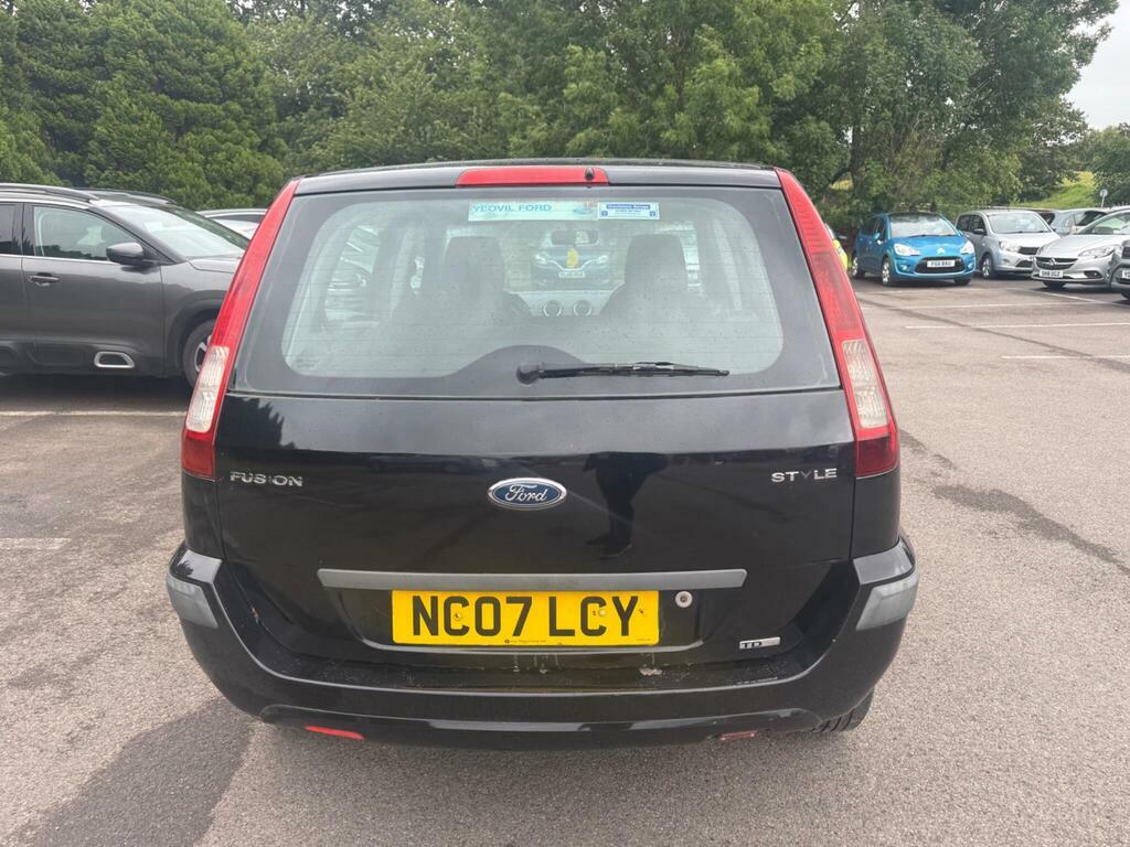 Ford Fusion 1.4 Tdci Style Climate Black #3