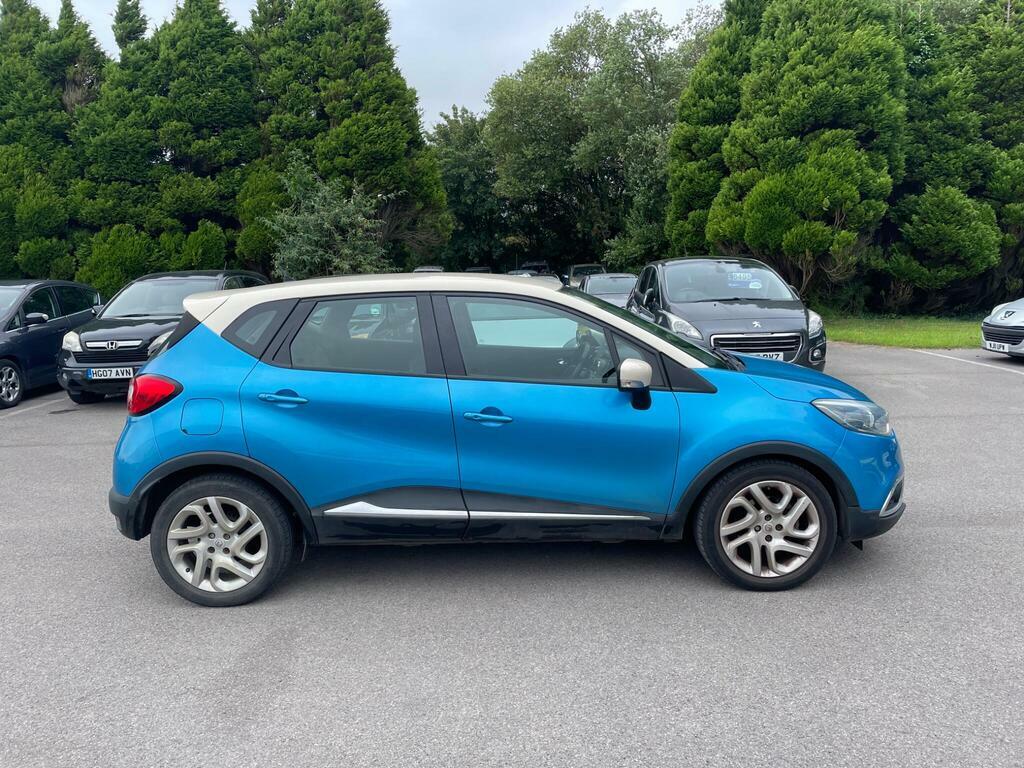 Renault Captur Suv 0.9 Dynamique Medianav Tce 90 Stop Start 20 Black #2