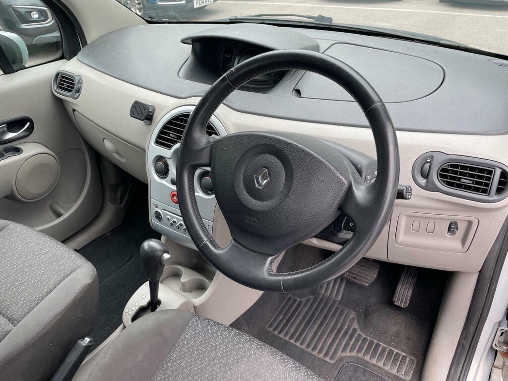 Renault Modus Dynamique Red #7