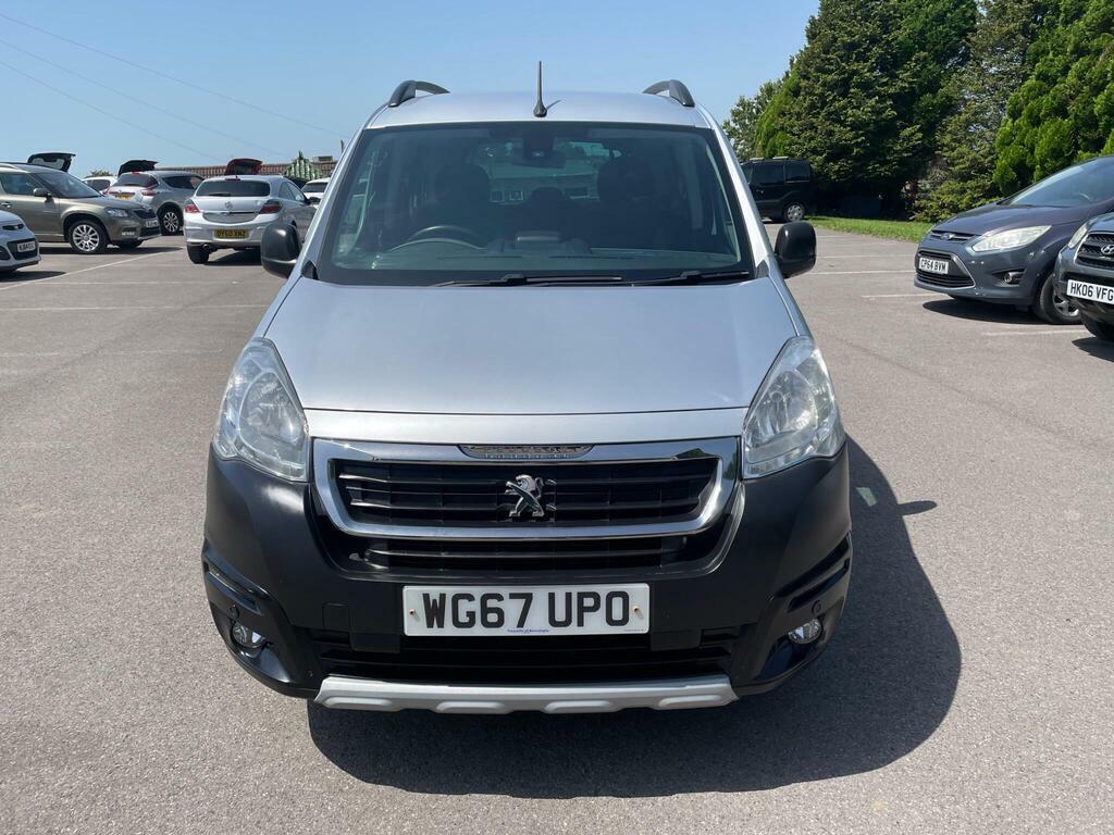 Peugeot Partner Tepee Outdoor White #9