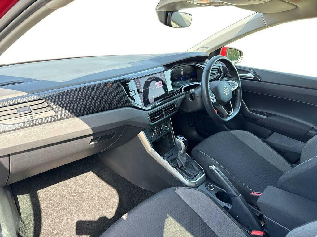 Volkswagen Polo 1.0 Tsi Life Hatchback Dsg Euro 6 Ss AV23XRE Red #2