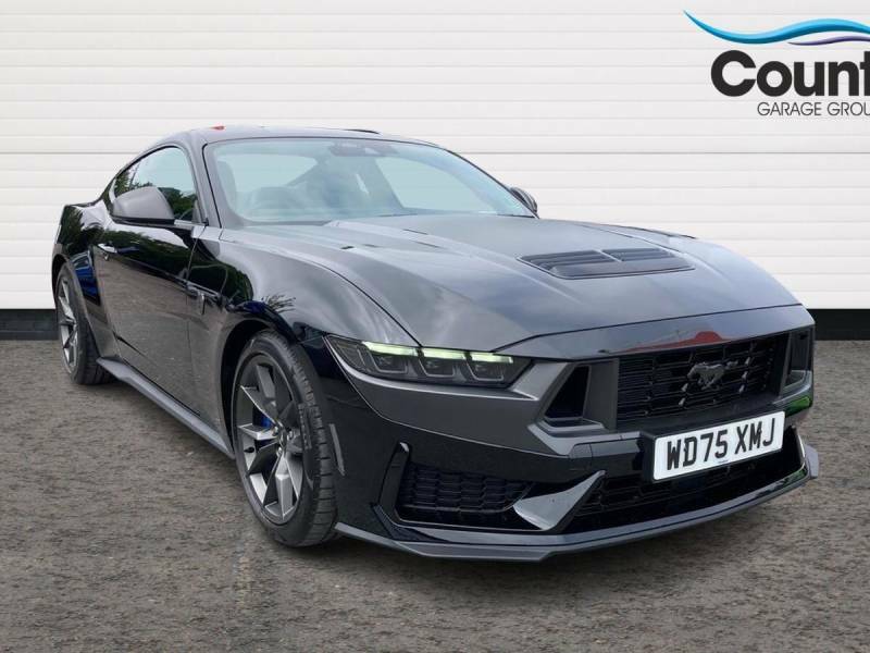 Ford Mustang 5.0 V8 Dark Horse Black