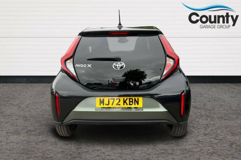 Toyota Aygo X 1.0 Vvt-i Edge Green #6