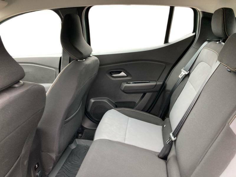 Dacia Sandero Stepway 1.0 Tce Extreme Cvt Green #4