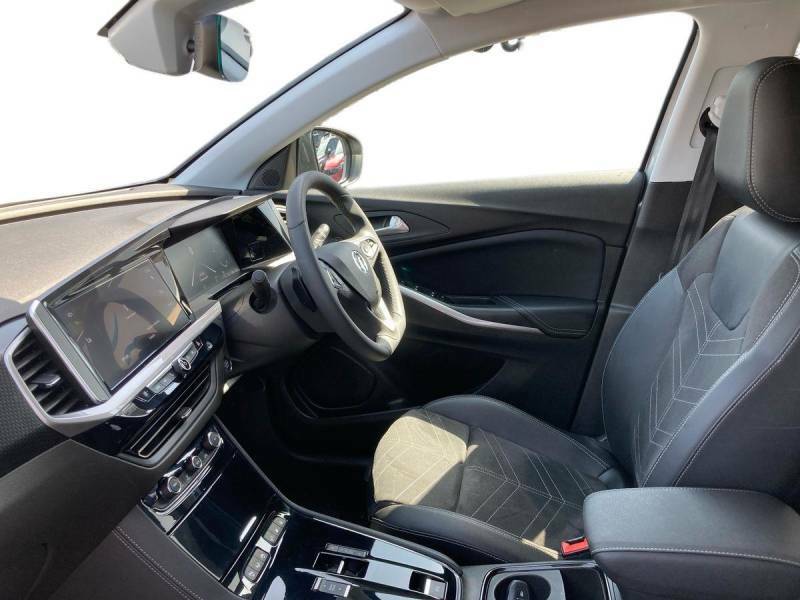 Vauxhall Grandland 1.6 Plug-in Hybrid Ultimate Grey #3