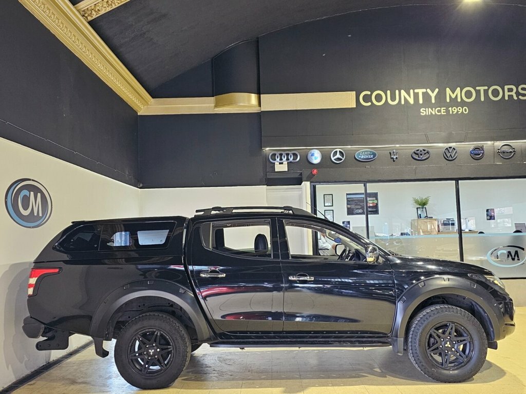 Mitsubishi L200 2.4L Dc Barbarian Svp Black #2