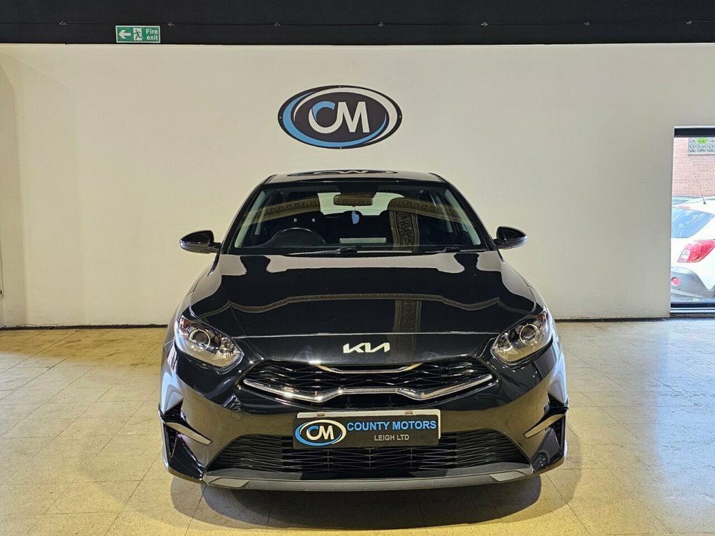 Kia Ceed 1L 2 Black #3