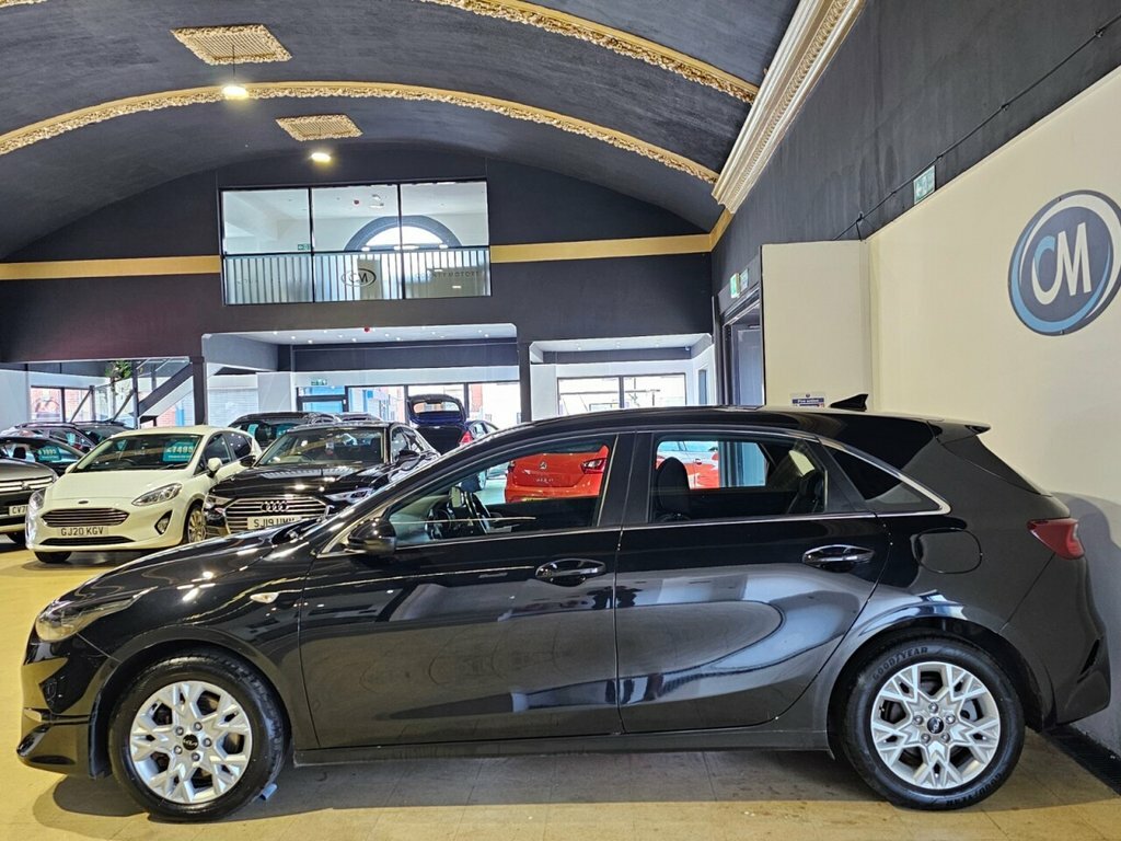 Kia Ceed 1L 2 Black #6