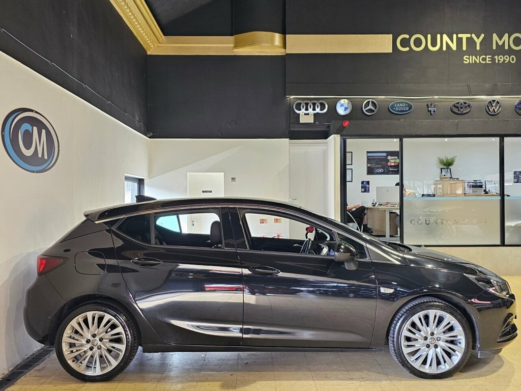 Vauxhall Astra 1.4L Elite Nav Black #2