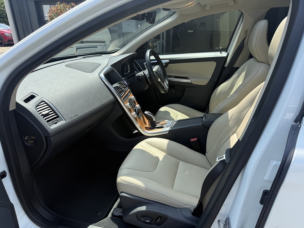Volvo XC60 Diesel Blue #15