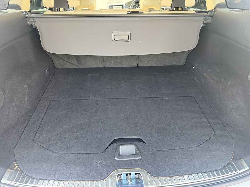 Volvo XC60 Diesel Blue #23