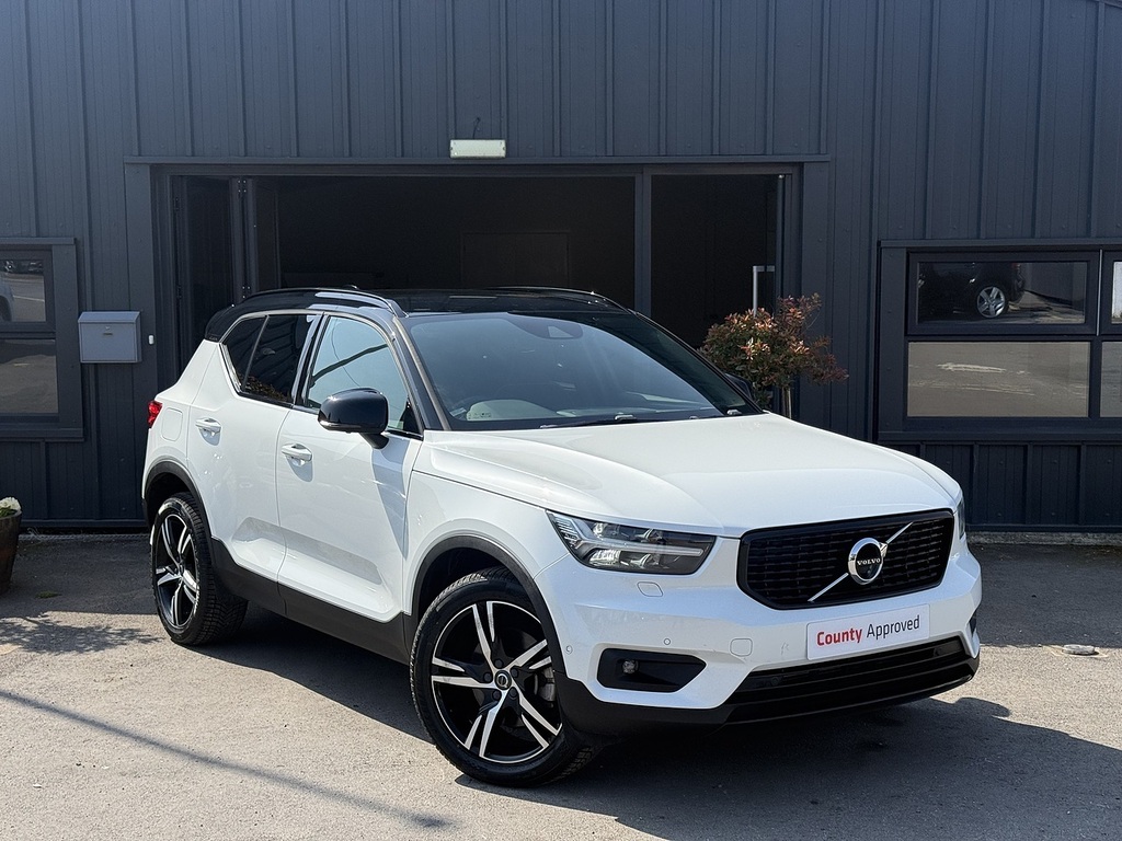 Volvo XC40 Estate Grey #1