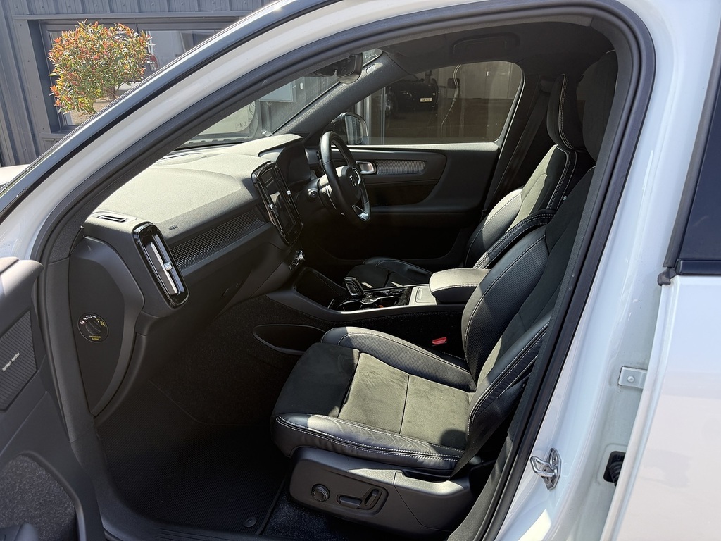 Volvo XC40 Estate Grey #19