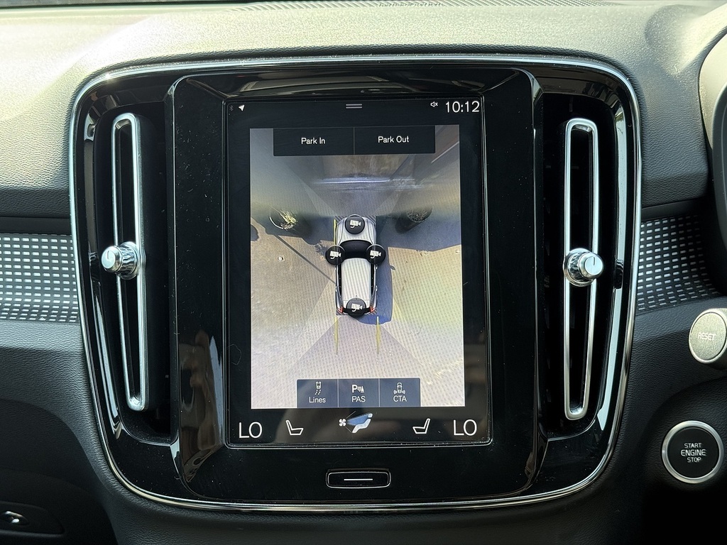 Volvo XC40 Estate Grey #38