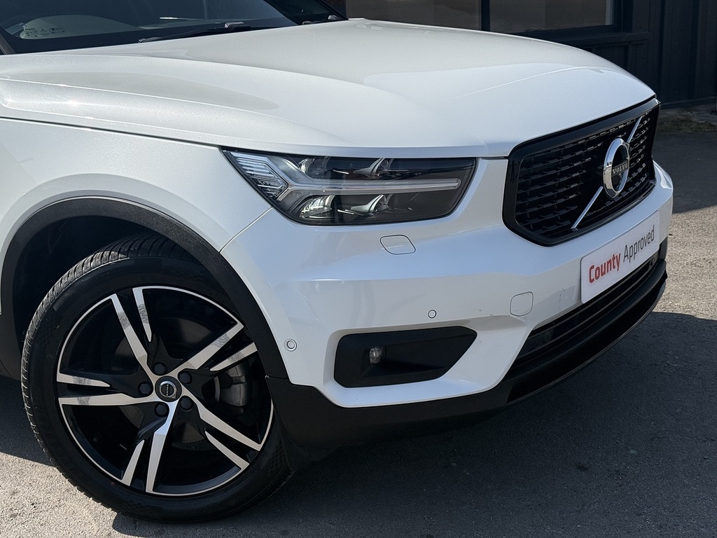 Volvo XC40 Estate Grey #8