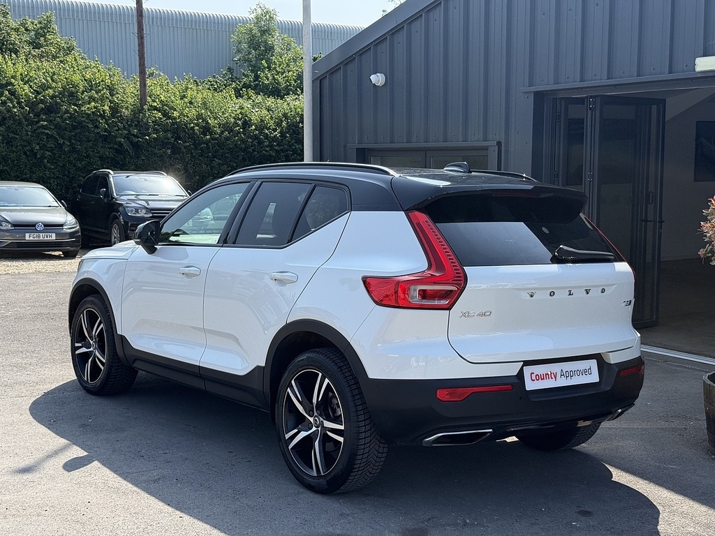 Volvo XC40 Estate Grey #17