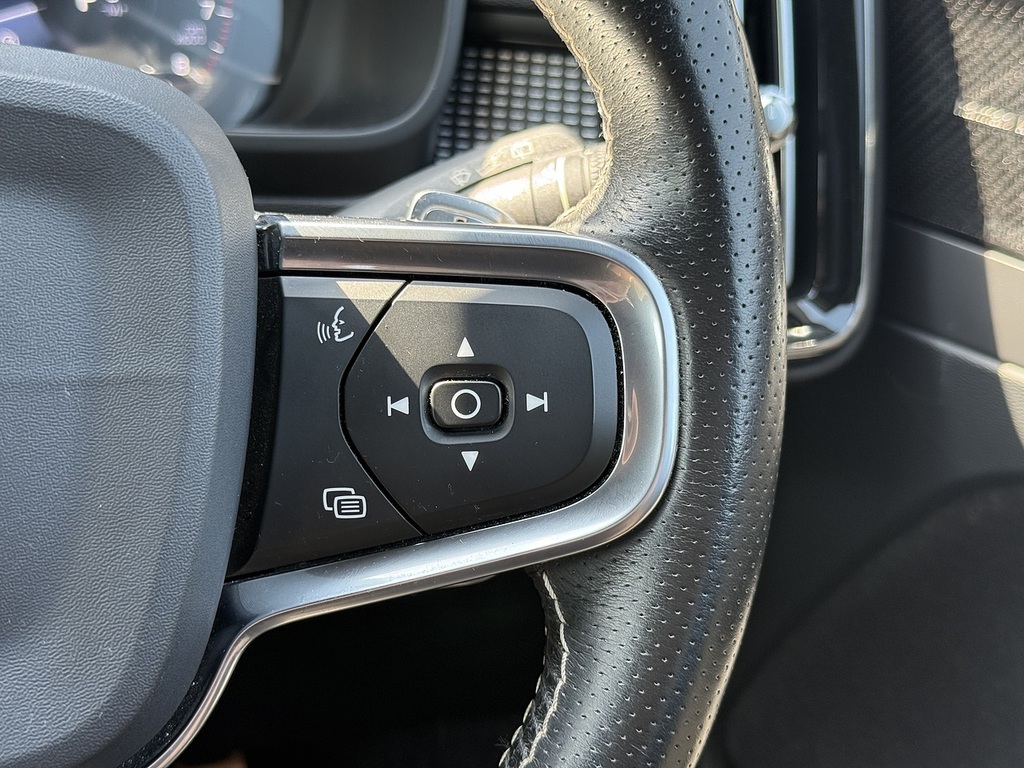 Volvo XC40 Estate Grey #31