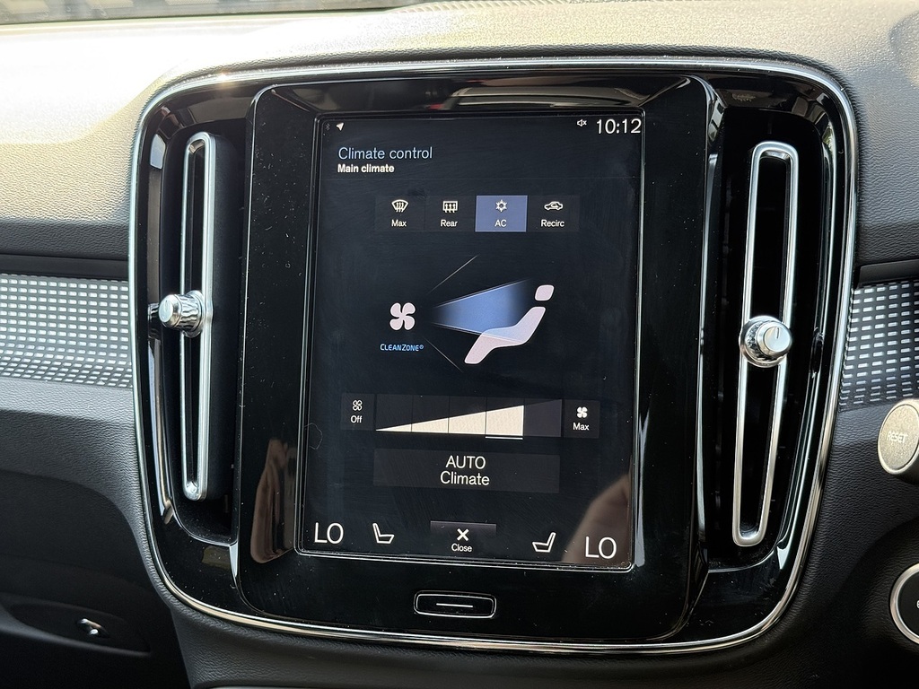 Volvo XC40 Estate Grey #37