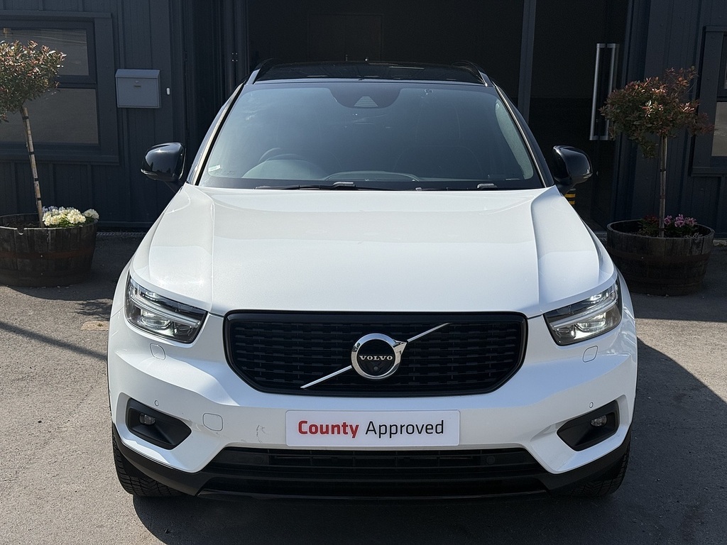 Volvo XC40 Estate Grey #2