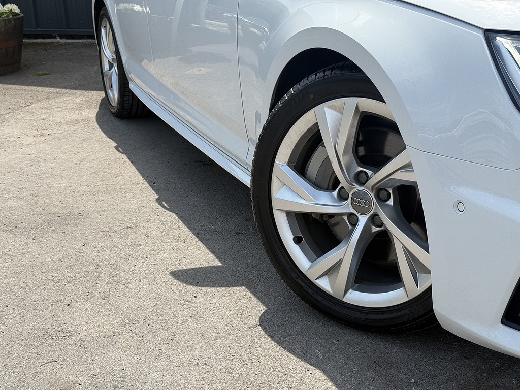 Audi A4 Tfsi Quattro White #6