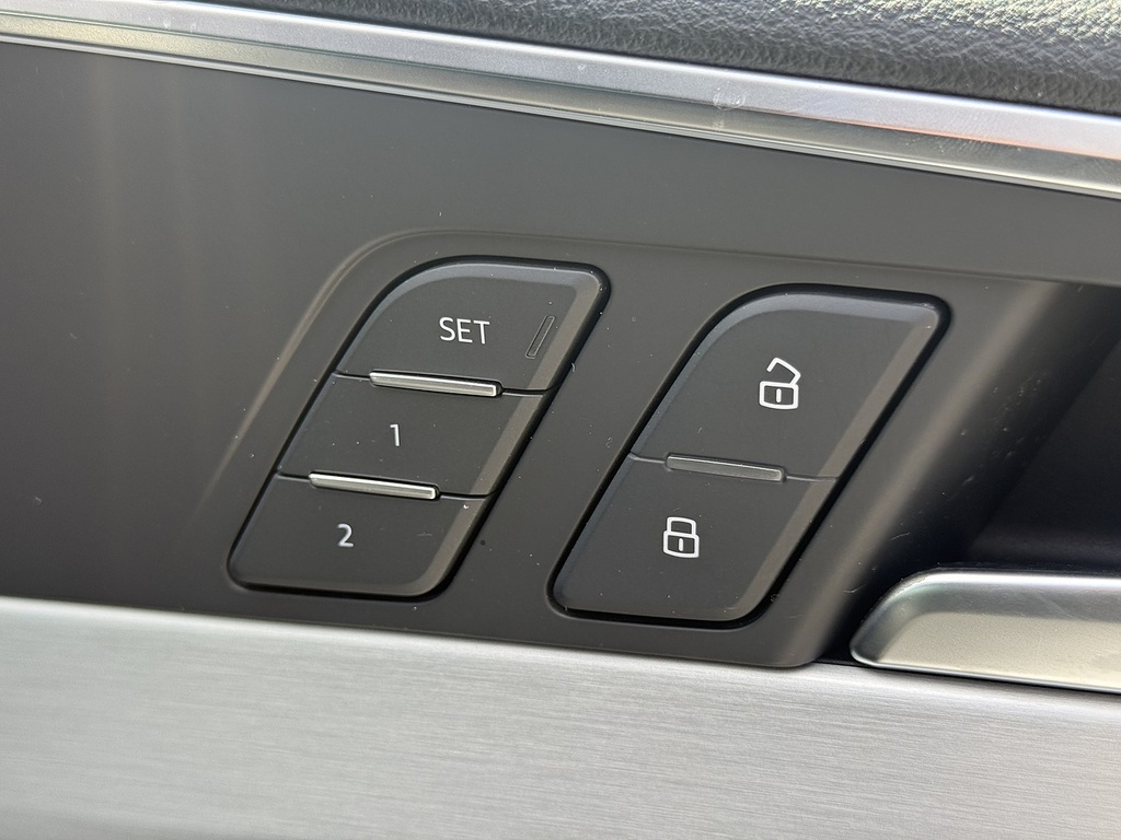 Audi A4 2.9 L Rs 4 Vorsprung Tfsi Quattro 4Wd  #30
