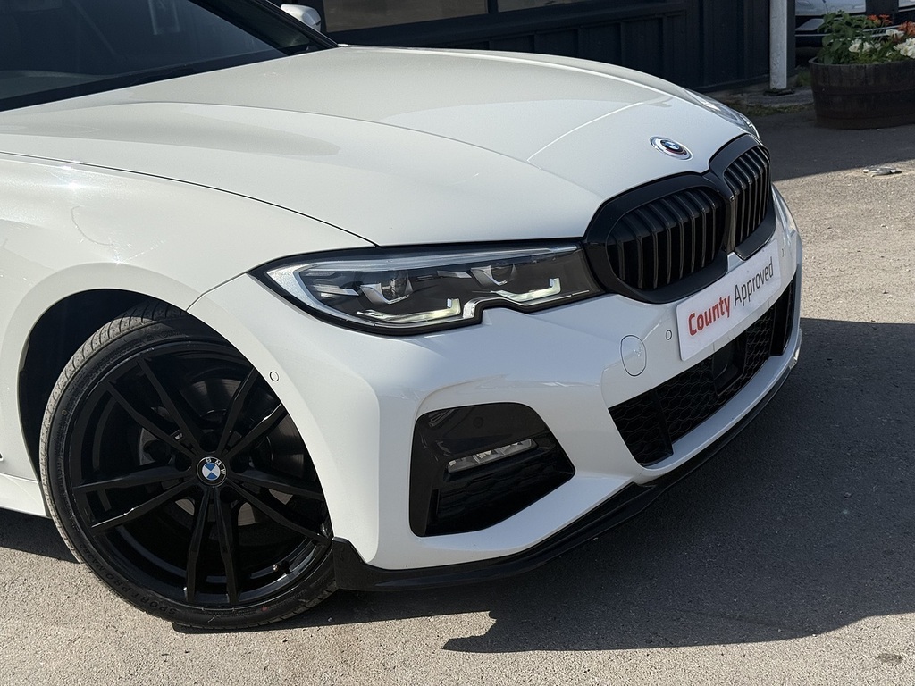 BMW 3 Series 320D Xdrive M Sport Touring TR20PBM White #3