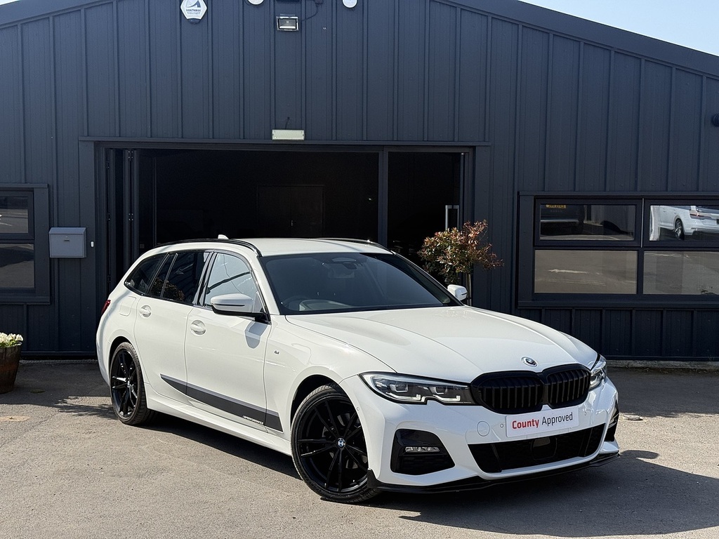 BMW 3 Series 320D Xdrive M Sport Touring White