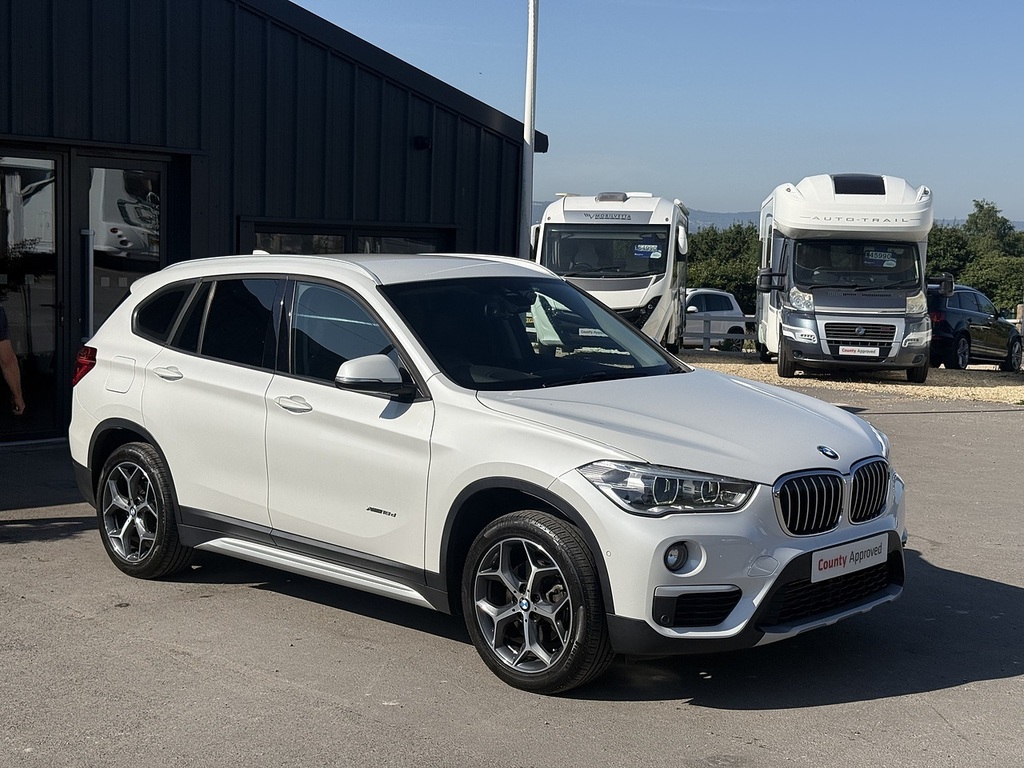 BMW X1 Xdrive23i M Sport White #10