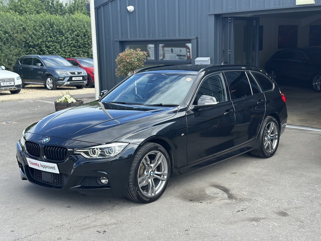 BMW 3 Series M Sport Touring White #22