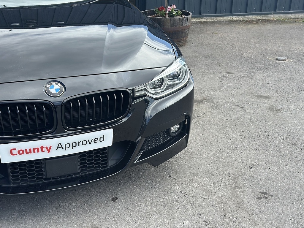 BMW 3 Series M Sport Touring White #24