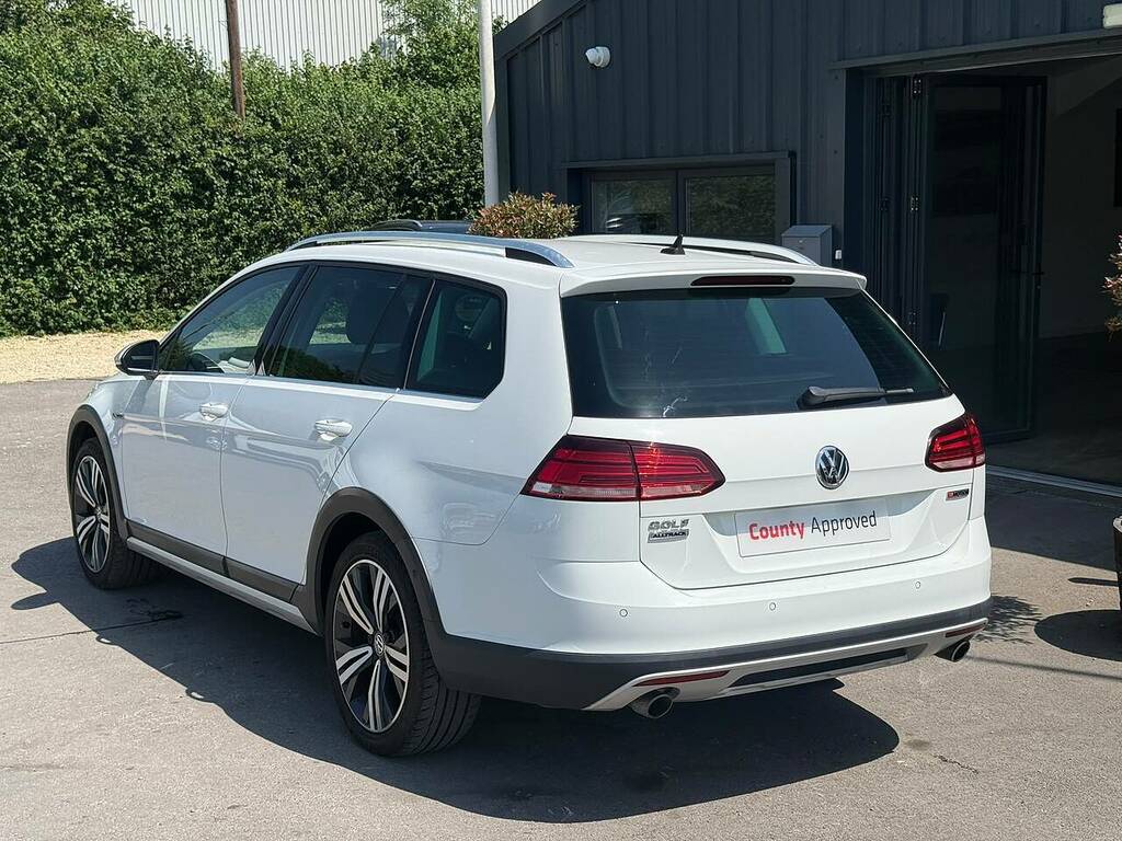 Volkswagen Golf Alltrack Alltrack Tsi 4Motion Dsg White #6