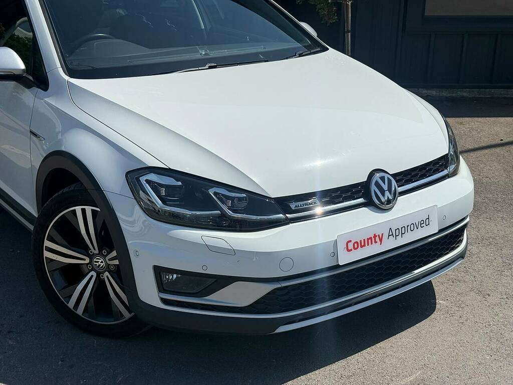 Volkswagen Golf Alltrack Alltrack Tsi 4Motion Dsg White #4