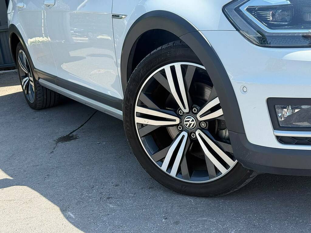 Volkswagen Golf Alltrack Alltrack Tsi 4Motion Dsg White #2