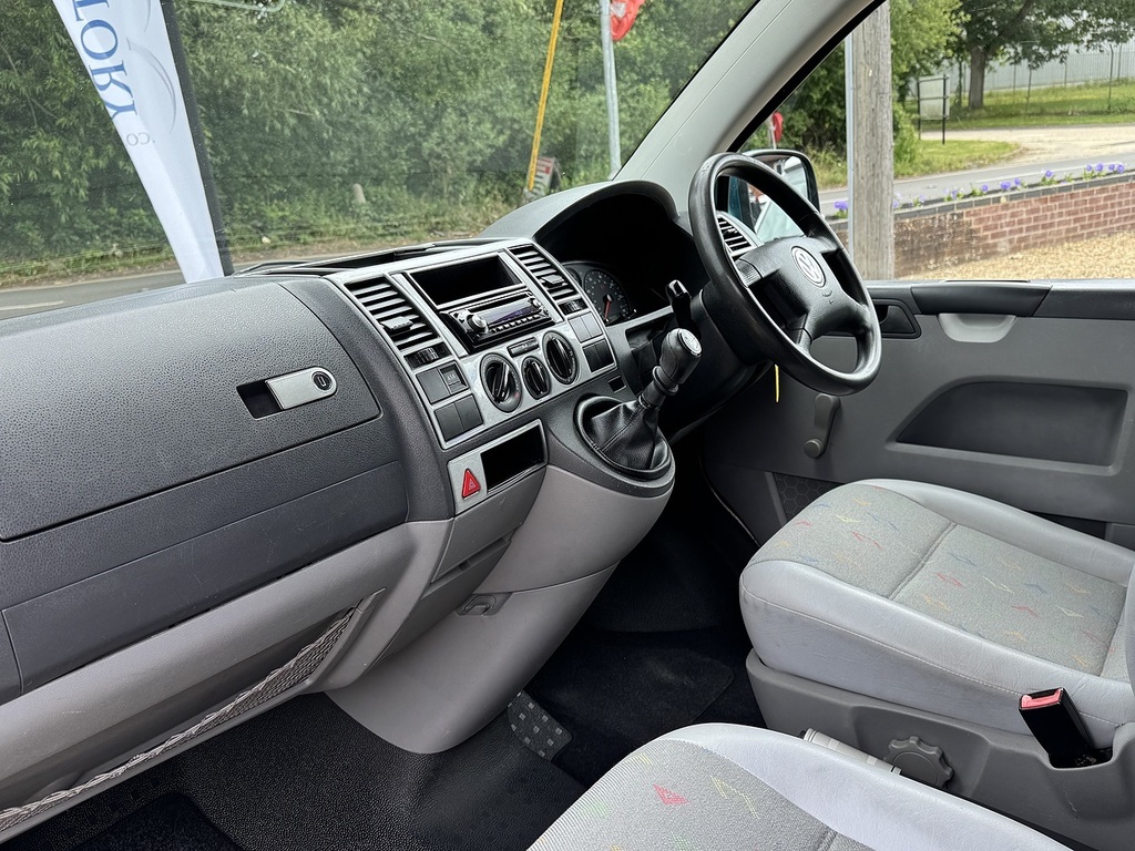 Volkswagen Transporter 1.9Tdi Pd 85Ps Van White #24