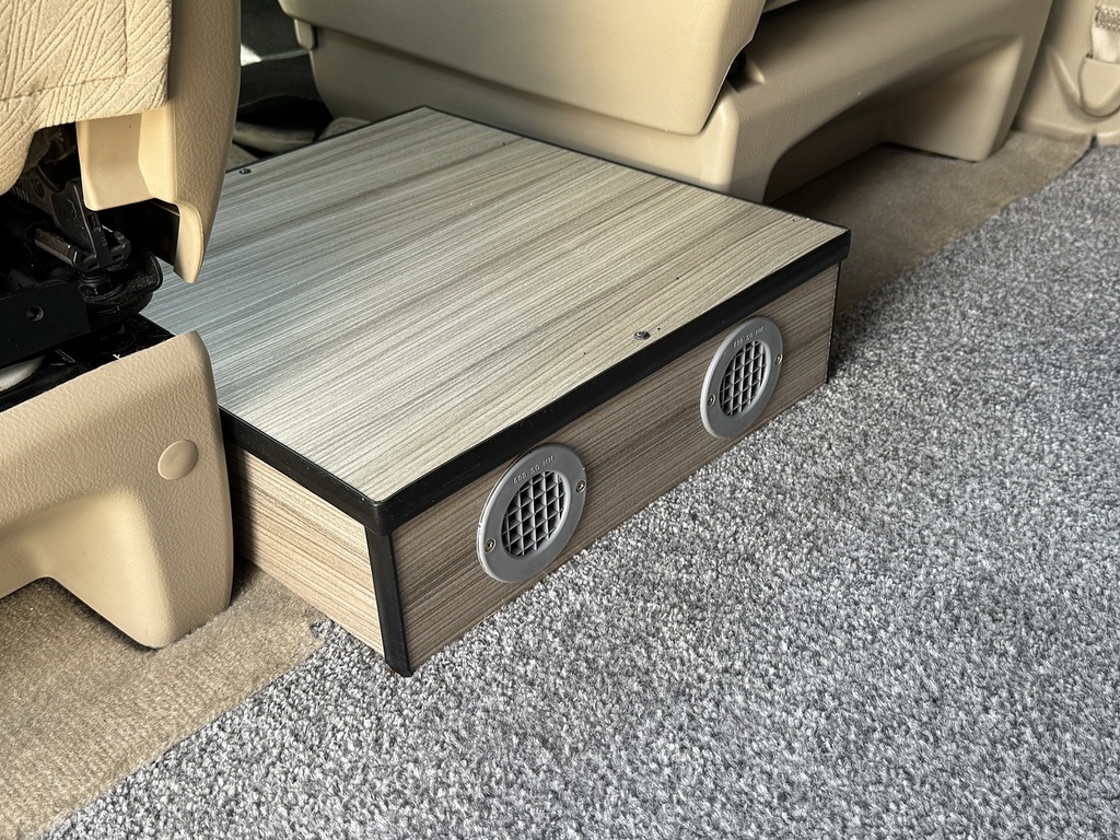 Toyota Alphard 2011 Alphardvellfire 2.4 7 White #46