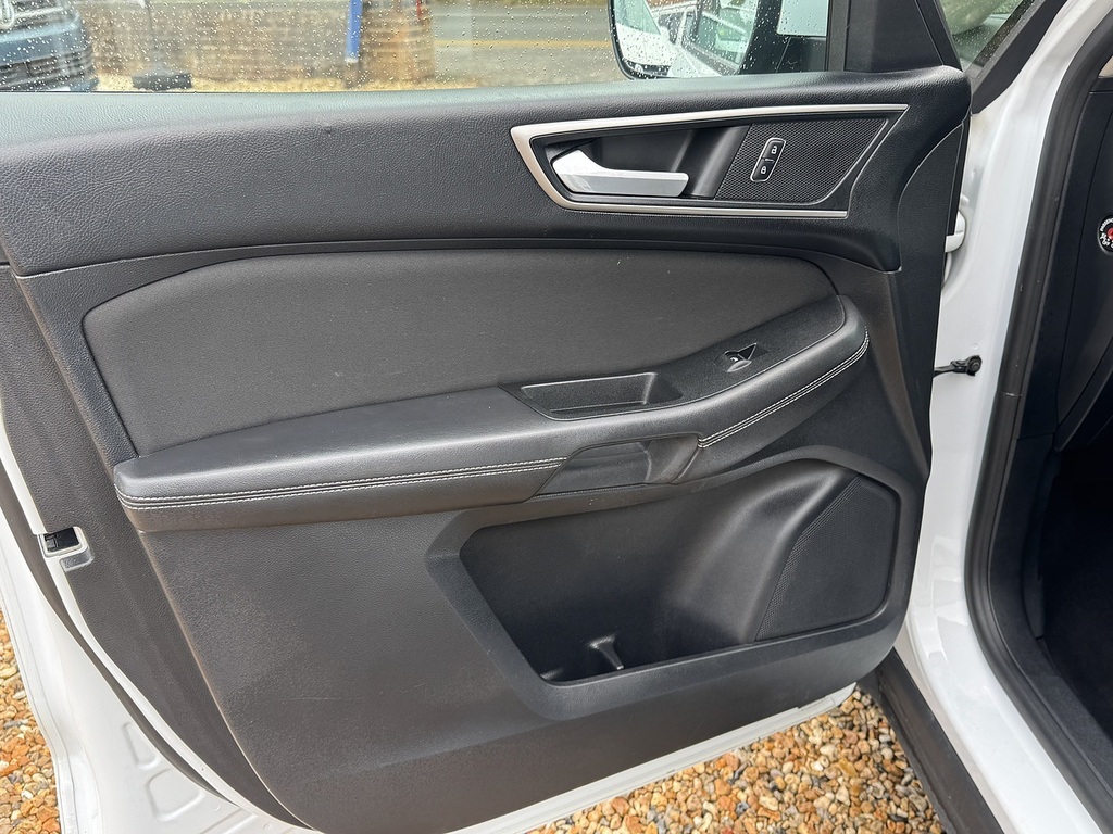 Ford S-Max Mpv 2.0 Tdci Vignale Powershift Euro 6 Ss Black #16