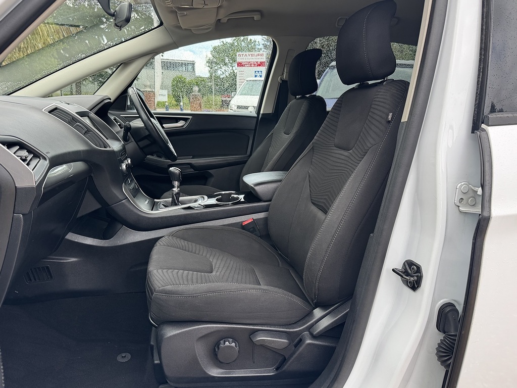 Ford S-Max Mpv 2.0 Tdci Vignale Powershift Euro 6 Ss Black #12