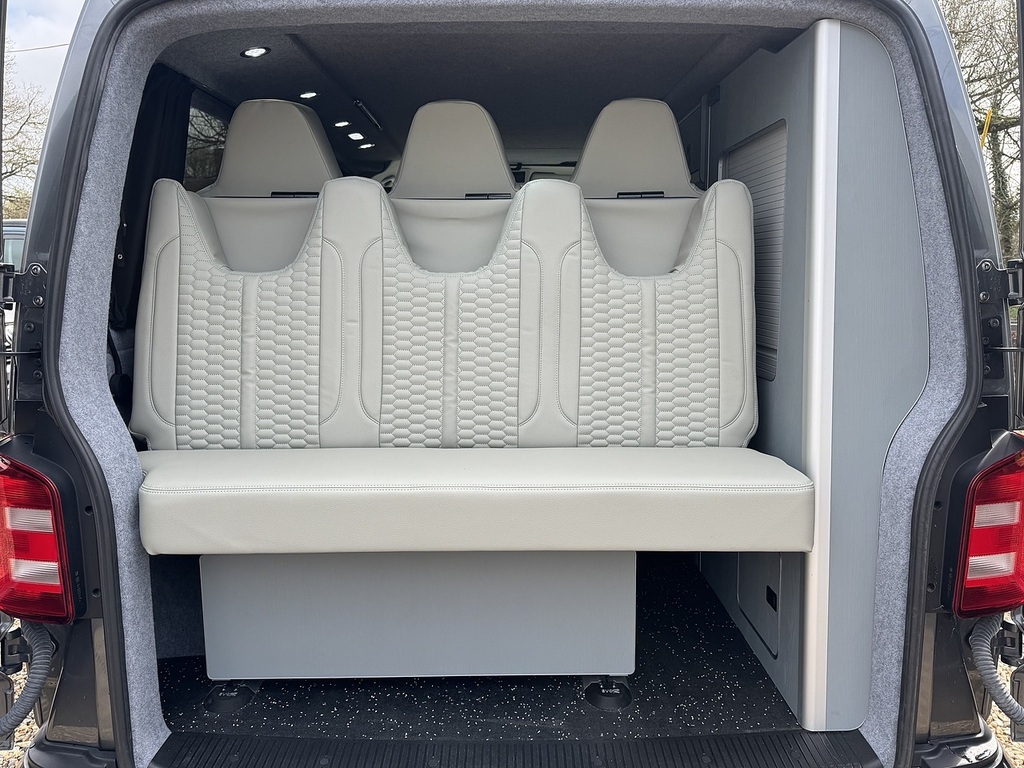 Volkswagen Transporter Bitdi T32 Bluemotion Tech Highline Grey #20