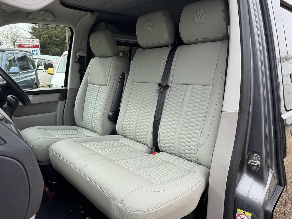 Volkswagen Transporter Bitdi T32 Bluemotion Tech Highline Grey #7