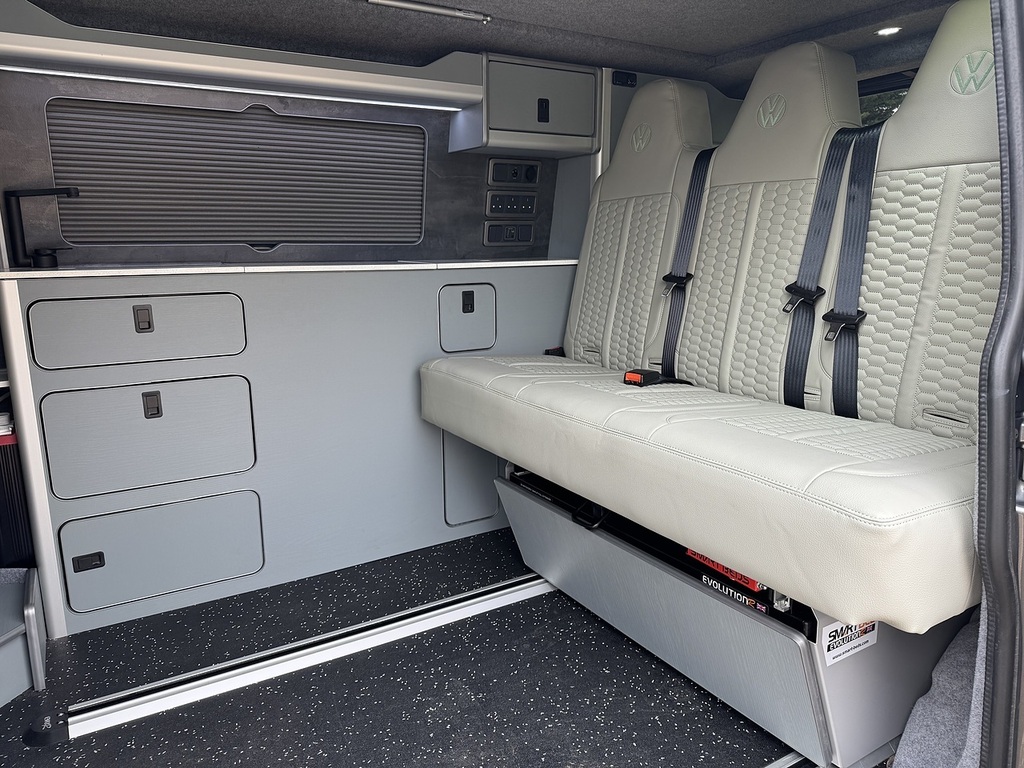 Volkswagen Transporter Bitdi T32 Bluemotion Tech Highline Grey #11