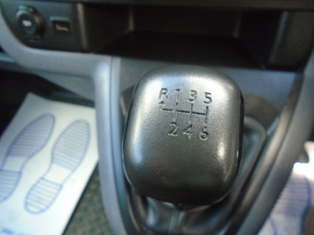 Vauxhall Vivaro White White #20