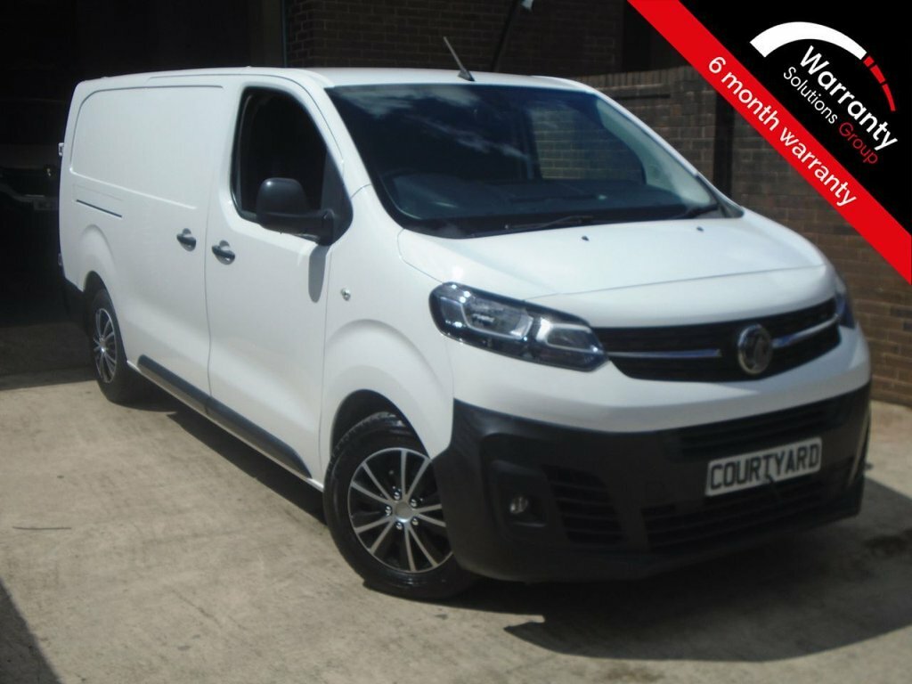 Vauxhall Vivaro 1.5L Dynamic 6Dr White