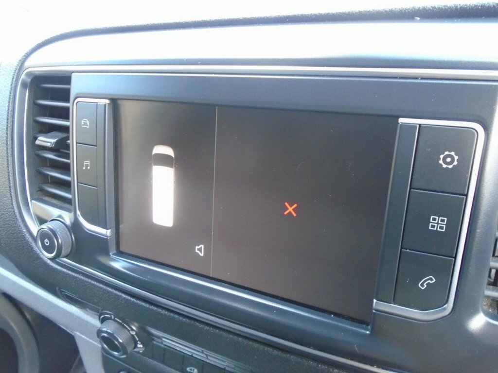 Vauxhall Vivaro White White #16